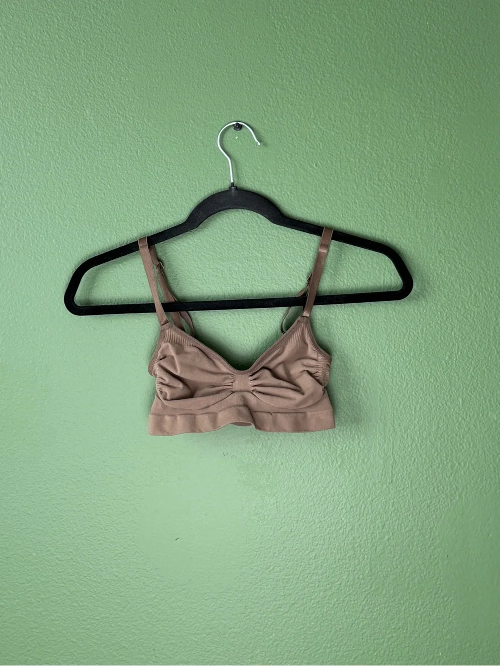 SKIMS Seamless Sculpt Bralette - Cocoa Large - Picture 4 of 6